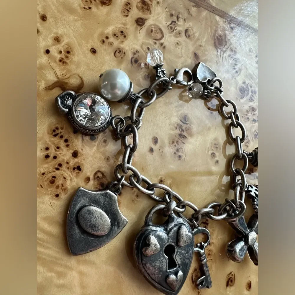 Chunky Loaded Silver Tone heart crystal lock crown pearl Charm Bracelet